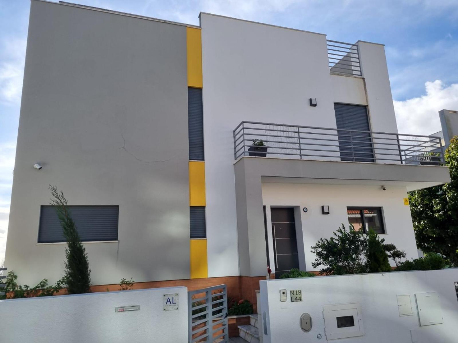 Mikaela Guest House Odivelas  Exterior foto